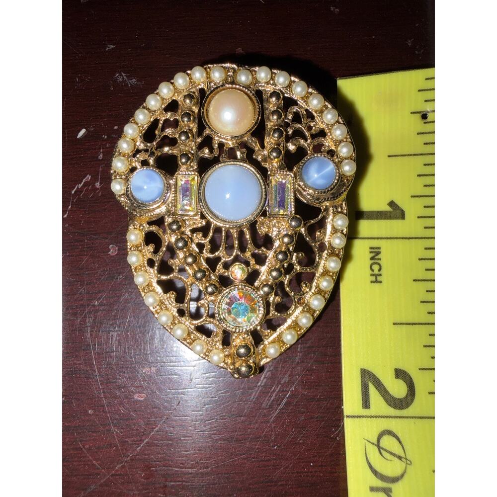 Acorn Cabochons, faux Pearls & AB Rhinestones Brooch - Picture 6 of 7